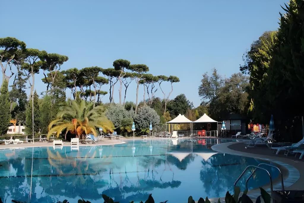Familie Chalet In Toscane, Aan Zee, Aangeboden Door Micasatoscana Виареджо Экстерьер фото